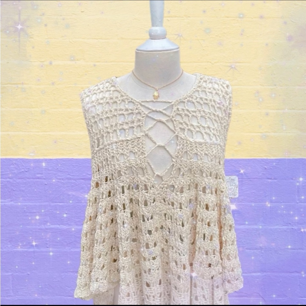 FREE PEOPLE CROCHET KNIT SLEEVELESS TOP - L - NWT ! 🔥